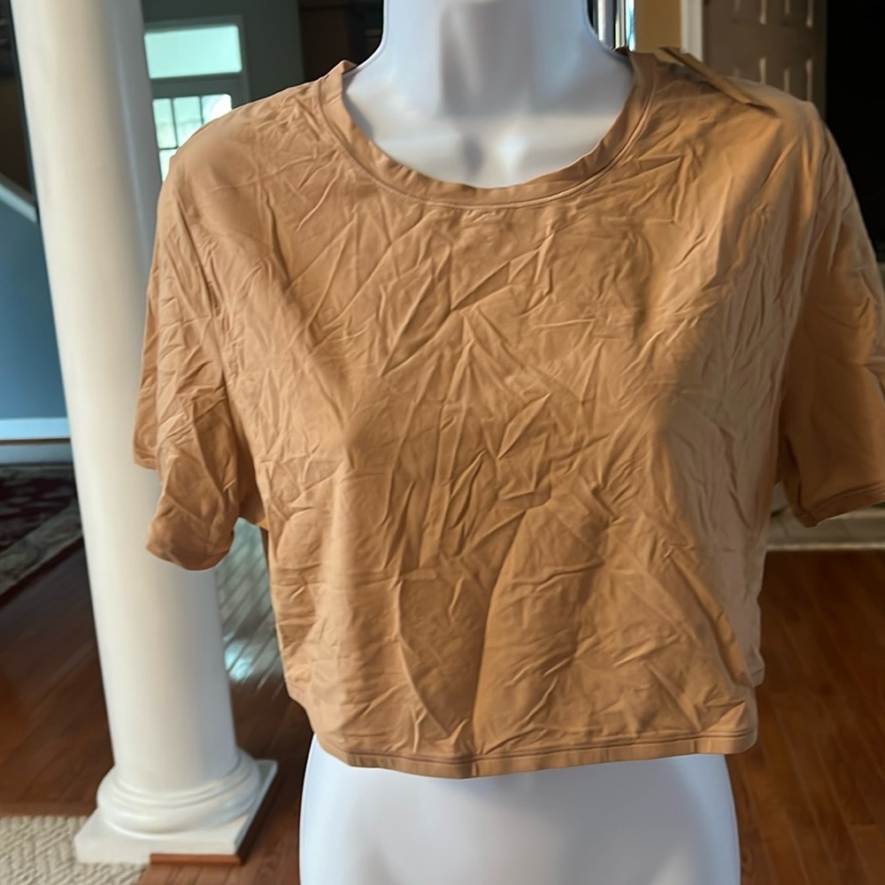 Skims crop top